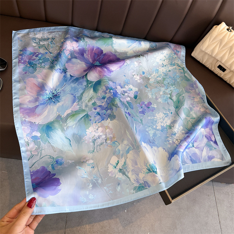 2026 Yeni Çiçek Desenli İpek K - Silk Neck Scarf incelemesi ve fiyatı