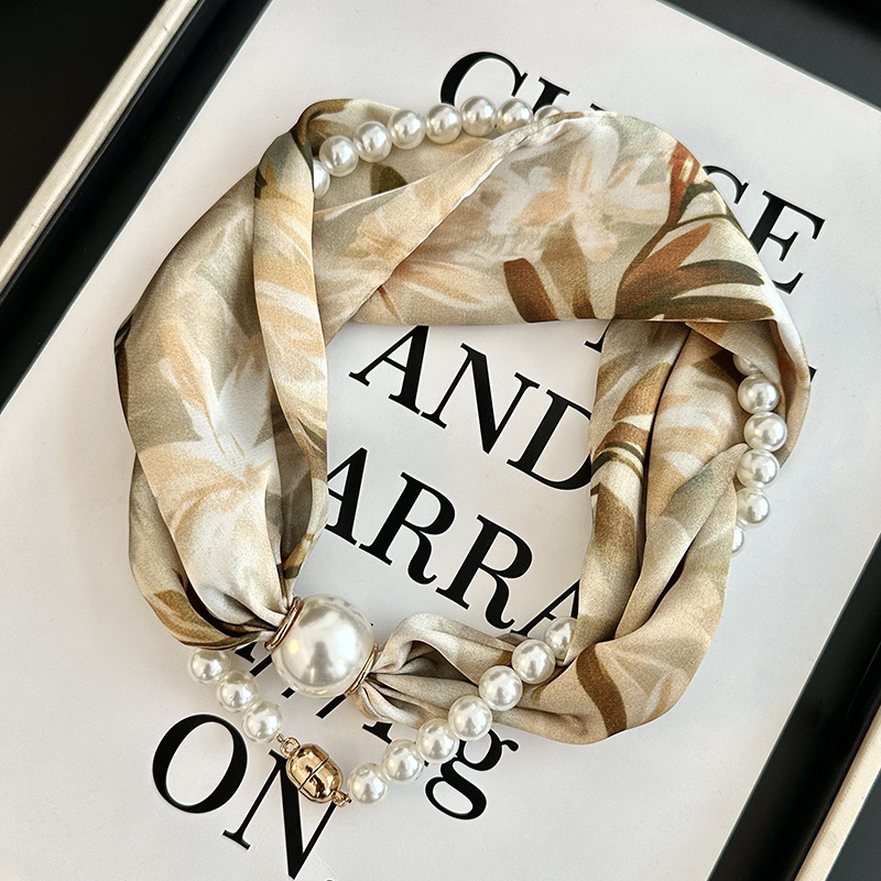 Kadınlar için Manyetik Tokalı  - Silk Neck Scarf incelemesi ve fiyatı