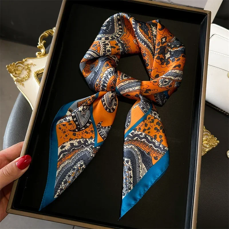 Çiçek Ipek Taklit Eşarp Bayan  - Silk Neck Scarf incelemesi ve fiyatı